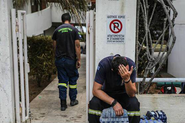 希腊全国哀悼3天，一场森林大火已造成74人遇难